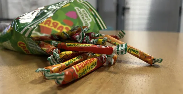 photo  c’est en répondant à des réponses autour des carambar® que le chauffeur routier de maine-et-loire a remporté 4 000 €.  &copy;  ouest-france 