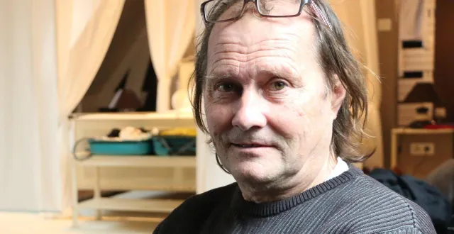 photo  roger peslier, ici en 2020, à l’hôtel saint-aubin, à chevillé.  &copy;  archives ouest-france 