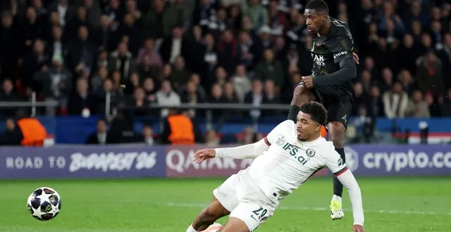 photo  ousmane dembélé a inscrit un but ballon d’or contre chelsea pour redonner l’avantage au psg avant la mi-temps dans le 8e de finale aller de la ligue des champions.  &copy;  justin setterfield / afp 