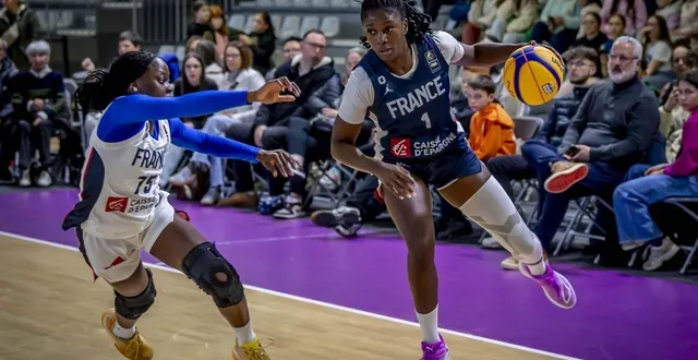 photo  marie mané (à droite), mercredi, lors du stage de l’équipe de france à landerneau.  &copy;  franck seurot 