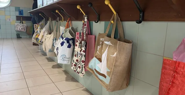 photo  l’école maurice-cantin a ouvert ses portes.  &copy;  le maine libre 