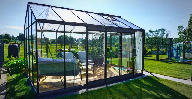 photo les serres, des espaces à vivre avec planchenault paysage &copy; planchenault paysage