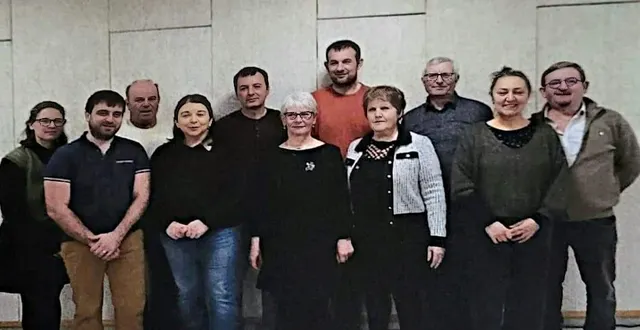 photo  les colistiers de « bien vivre ensemble ».  &copy;  le maine libre 