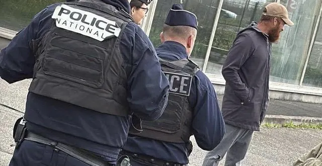 photo  l’opération s’est déroulée ce jeudi matin 12 mars 2026 dans la zone commerciale mendès-france de niort.  &copy;  co marie delage 