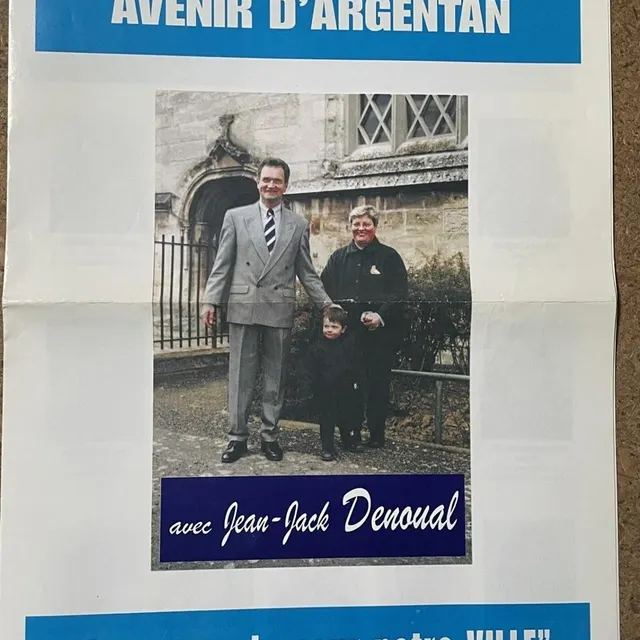 photo un tract de jean-jack denoual lors des élections de 2001.  ©  collection françois boscher