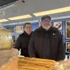 photo  frédéric et corinne selmani sont à la tête de la fromagerie de livet. ils recherchent un repreneur. 