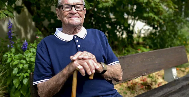 photo  roger maudet s’est éteint à l’âge de 102 ans.  &copy;  archives le maine libre - yvon loué 