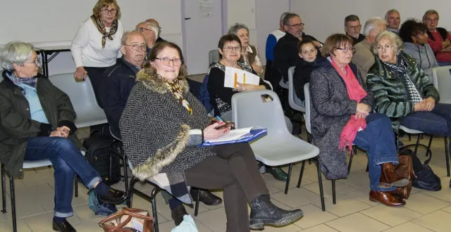 photo  les adhérents de bessé initiatives.  &copy;  le maine libre 