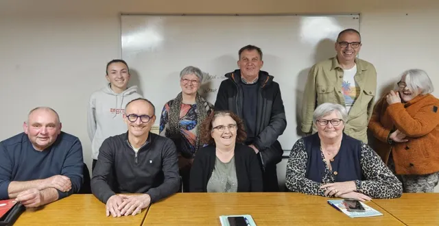 photo  assis de droite à gauche, régine clouet, anita poirier, didier belouin, régis cheptou (nouveau bénévole), debout : blandine ramé, gérard fouillet (nouveau bénévole), jean-pierre bertrand, bernadette greffier et maeva belouin.  &copy;  co 