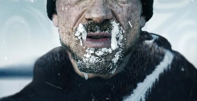 photo  mathieu blanchard raconte son incroyable expérience sur la yukon arctic ultra dans l’appel du silence, un film de 52 minutes réalisé par colin olivero et mathis decroux.  &copy;  rising story 