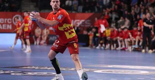 photo  allan villeminot et le caen hb n’ont plus franchement le droit à l’erreur dans la course à la première place.  &copy;  marc olejnik 