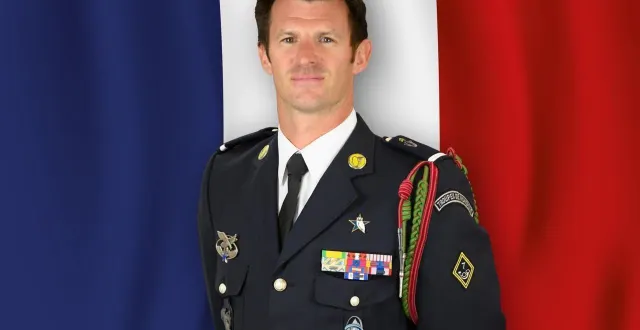 photo  l’adjudant-chef arnaud frion, membre du 7e bataillon de chasseurs alpins de varces, a été tué en irak.  &copy;  compte x du chef d’état-major des armées 