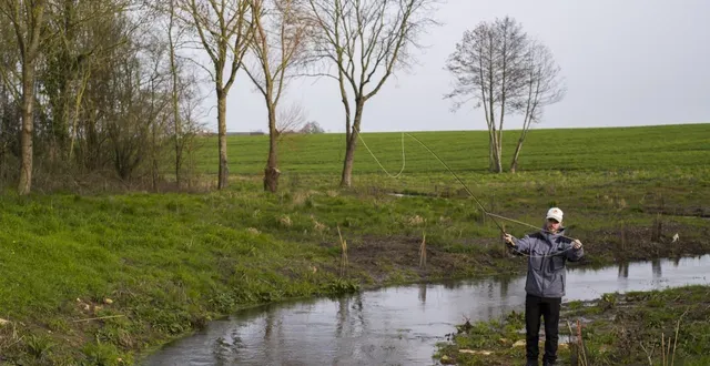 photo  l’ouverture de la pêche à la truite, en sarthe, a lieu le samedi 14 mars.  &copy;  le maine libre - denis lambert 