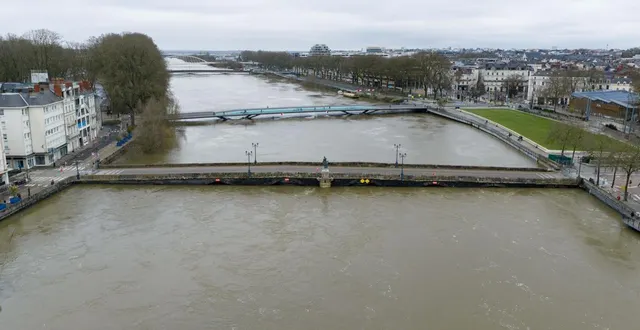 photo  la victime se serait volontairement mise à l’eau.  &copy;  co illustration - josselin clair 