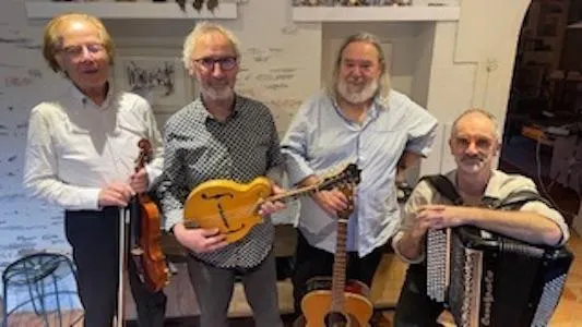 photo  le groupe oumpapas : jean-louis duchesne, paul delhumeau, jean-louis piton et olivier rimiac.  &copy;  mylène dalières 
