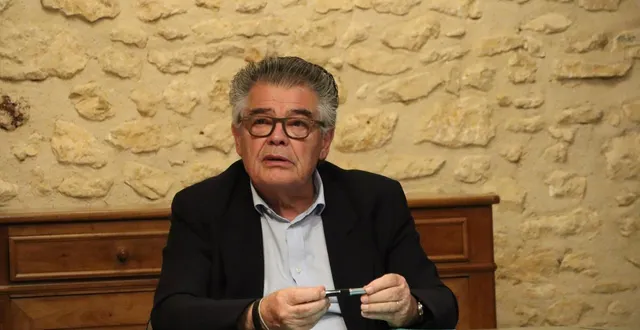 photo  régis cerbelle est maire de chantenay-villedieu depuis 2014. dans quelques jours, il laissera l’écharpe tricolore.  &copy;  ouest-france 