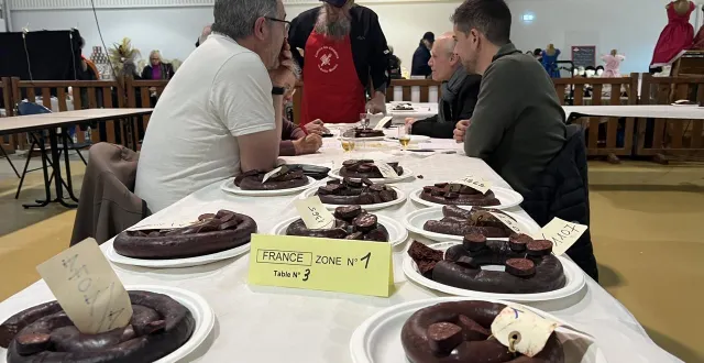 photo  pour les boudins de france, les concurrents sont classés par régions.  &copy;  ouest-france 