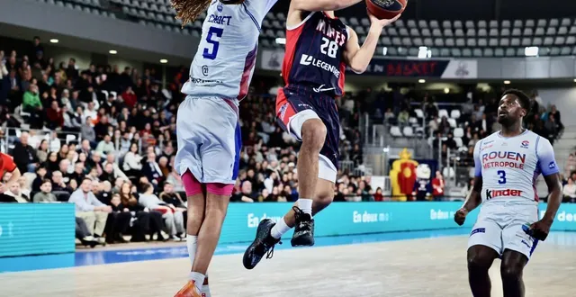 photo  mathys kangudia a marqué 20 points.  &copy;  sébastien dieu devienne 