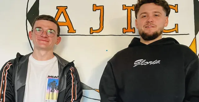 photo  lino, animateur au multisite, et florian, animateur à l’ajic.  &copy;  co 