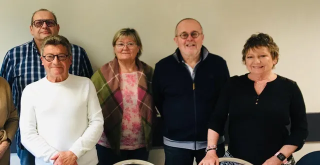 photo  les membres du bureau réunis pour l’assemblée générale de familles de la sarthe neuville.  &copy;  le maine libre 