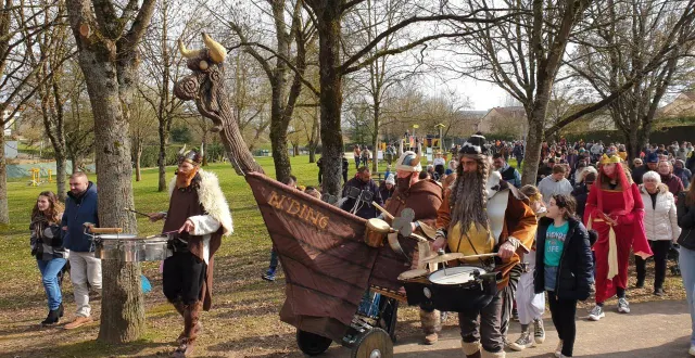 photo  princes et princesses sont attendus pour le carnaval de val-au-perche qui se déroulera le samedi 14 mars 2026.  &copy;  @val-au-perche 