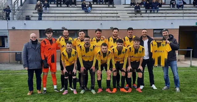 photo  l’équipe première du maybéléger fc, club du maine-et-loire situé à une dizaine de km au nord de cholet.  &copy;  maybéléger fc 