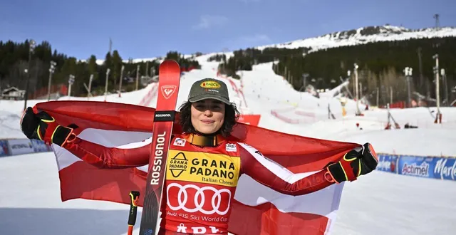 photo  julia scheib a remporté le premier gros globe du slalom géant de sa carrière, ce samedi 14 mars, à are.  &copy;  pontus lundahl / afp 