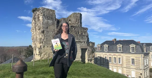 photo  le nouveau livre de mélanie de coster compte près de 200 pages qui entremêlent conseils et témoignages.  &copy;  co 