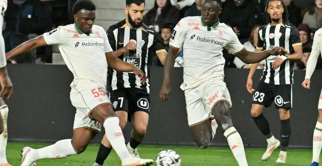 photo  amine sbaï et les angevins n’ont pas réussi à inquiéter les niçois.  &copy;  jérôme fouquet/ouest-france. 