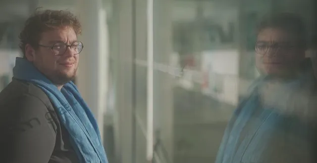 photo  quentin, 29 ans, a créé une association pour aider les personnes en obésité dans leur parcours de soins et lutter contre la grossophobie.  &copy;  crédit : 17 juin média 