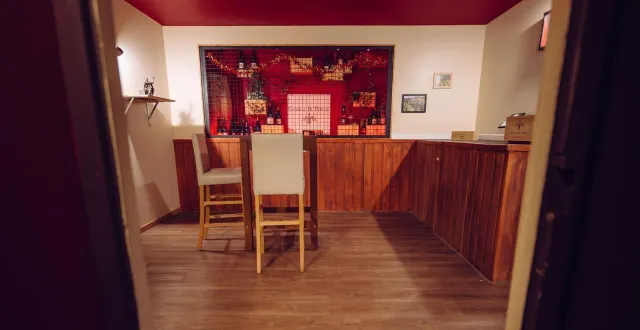 photo  le complexe ludique l’autre usine, à cholet, a imaginé une salle d’escape game dans l’univers du vin.  &copy;  arthur aumond 