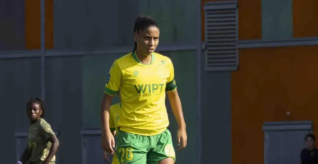 photo  léa khelifi et les nantaises ont été éliminées par le rc strasbourg en quart de finale de la coupe de france.  &copy;  philippe jeuland 
