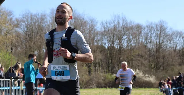 photo  vincent coiffard boucle les 24 kilomètres en 1 heure et 36 minutes.  &copy;  co 