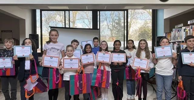 photo  ils étaient treize à participer à la finale départementale des petits champions de la lecture à la flèche (sarthe).  &copy;  ouest france 