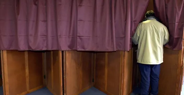 photo  en maine-et-loire, la participation est à 53,50 %, à 17 heures, ce dimanche 15 mars 2026.  &copy;  archives ml - denis lambert 