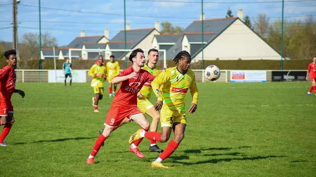 photo info la réserve du Villaret s’impose avec autorité à La Chapelle-saint-Aubin et se relance dans la course à la montée 
