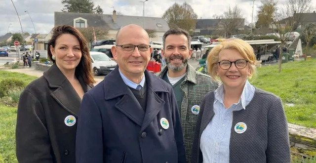 photo  à la tête de la liste « beaucouzé demain », marc pierrot (au centre) est élu maire de beaucouzé.  &copy;  archives co 