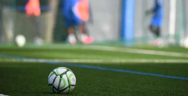 photo  coulaines devra encore lutter pour se maintenir en r1.  &copy;  archives courrier de l’ouest 