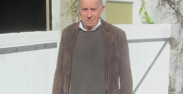 photo  pierre-pascal bigot, tête de liste « bécon, vivre et agir ensemble », a été élu maire de bécon-les-granits.  &copy;  ouest-france 