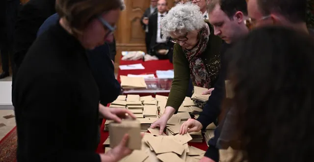 photo  les bulletins ont été dépouillés à caen (calvados), voici les résultats.  &copy;  martin roche / ouest-france 