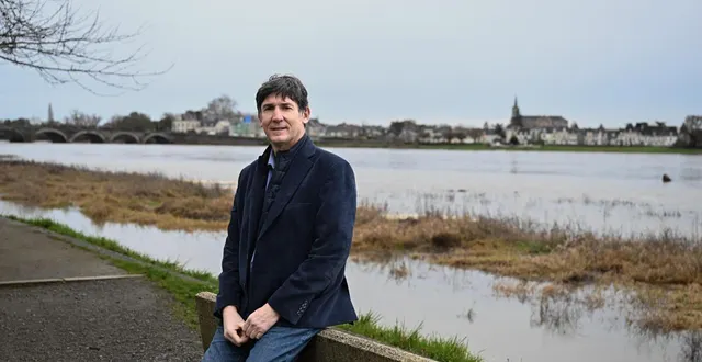 photo  jean-paul pavillon est réélu maire des ponts-de-cé.  &copy;  co – josselin clair 