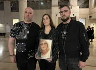 photo  anthony boudier, vanessa bahous et kevin boudier, les enfants de monique chelle, tuée par son ex-conjoint le 16 mars 2023. 