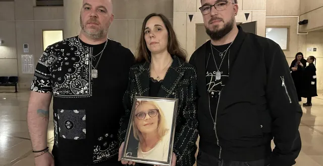 photo  anthony boudier, vanessa bahous et kevin boudier, les enfants de monique chelle, tuée par son ex-conjoint le 16 mars 2023.  &copy;  ouest-france 