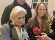 photo  marie-caroline le pen, dimanche 15 mars 2026, à la préfecture de la sarthe, après l’annonce des résultats du premier tour des municipales. 