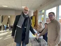 photo  jean-françois brisset, candidat divers droite aux élections municipales de flers, dans l’orne, a voté à l’école paul-bert. 