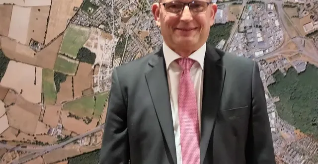 photo  marc pierrot, maire de beaucouzé.  &copy;  ouest-france 