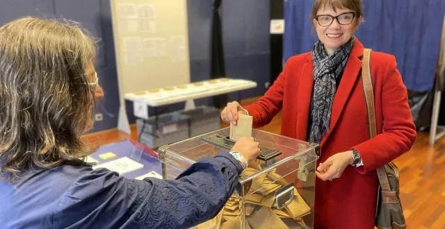 photo  cholet, jardin de verre, dimanche 15 mars 2026. sophie lacharlotte et son équipe ont choisi de ne soutenir aucun candidat au second tour des élections municipales.  &copy;  co - fabien leduc 