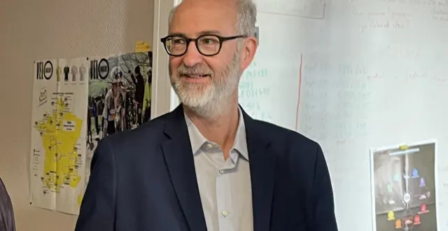 photo  jean-françois brisset, (divers droite), le nouveau maire de flers (orne).  &copy;  ouest-france 