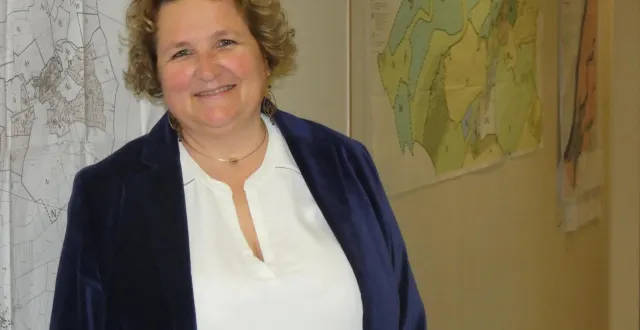 photo  la maire sortante priscille guillet.  &copy;  co 