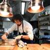 photo bouchemaine, le 25 novembre 2025. première étoile pour romain zarazaga, le jeune chef du restaurant lueurs.